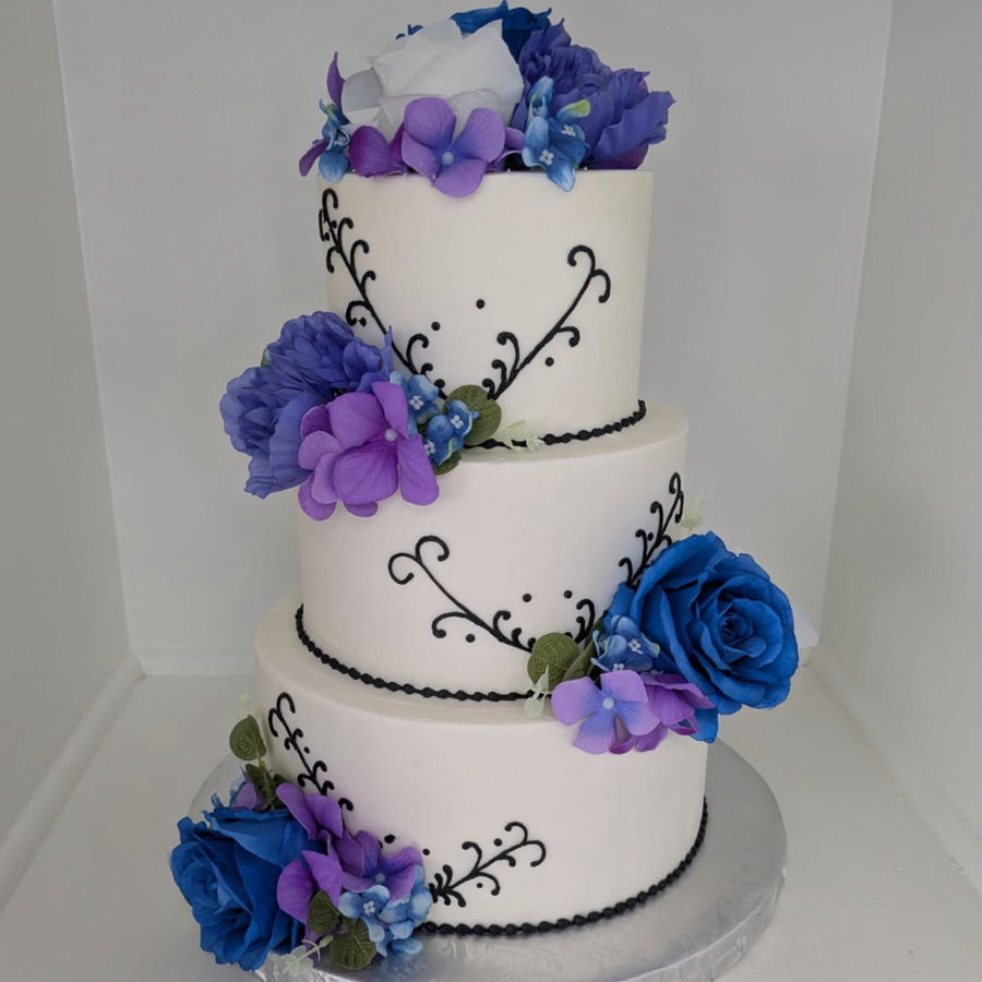 Wedding cake by Sweet Escape Cake Company, Indianapolis
