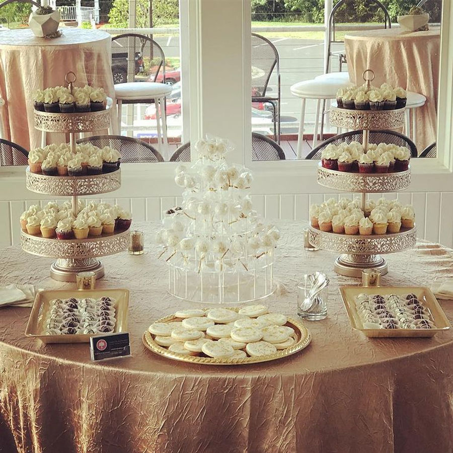 Custom dessert by Sweet Escape Cake Company, Indianapolis