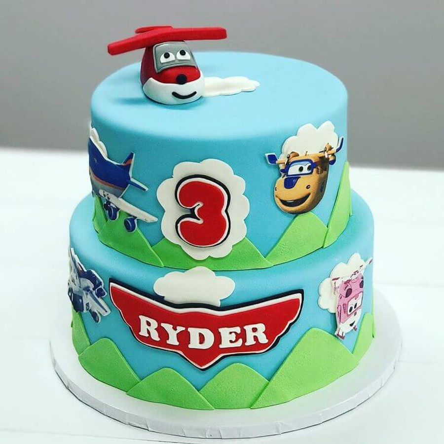 Birthday cake by Sweet Escape Cake Company, Indianapolis