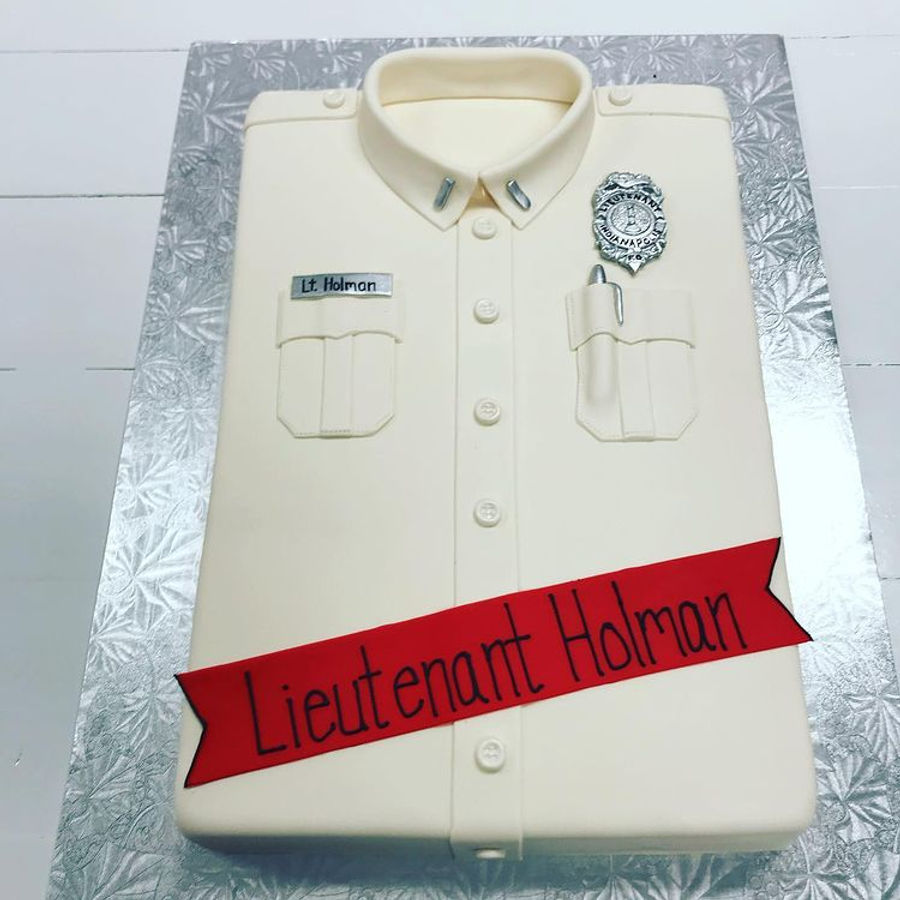Retirement cake by Sweet Escape Cake Company, Indianapolis