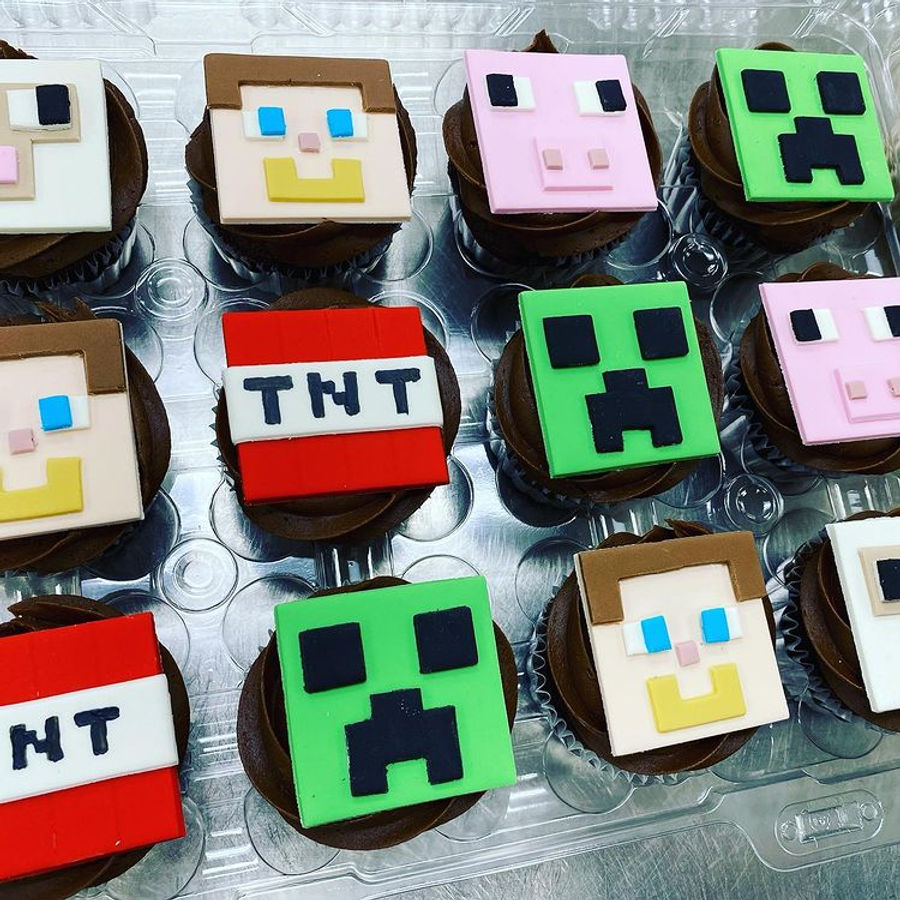 Custom cupcakes by Sweet Escape Cake Company, Indianapolis