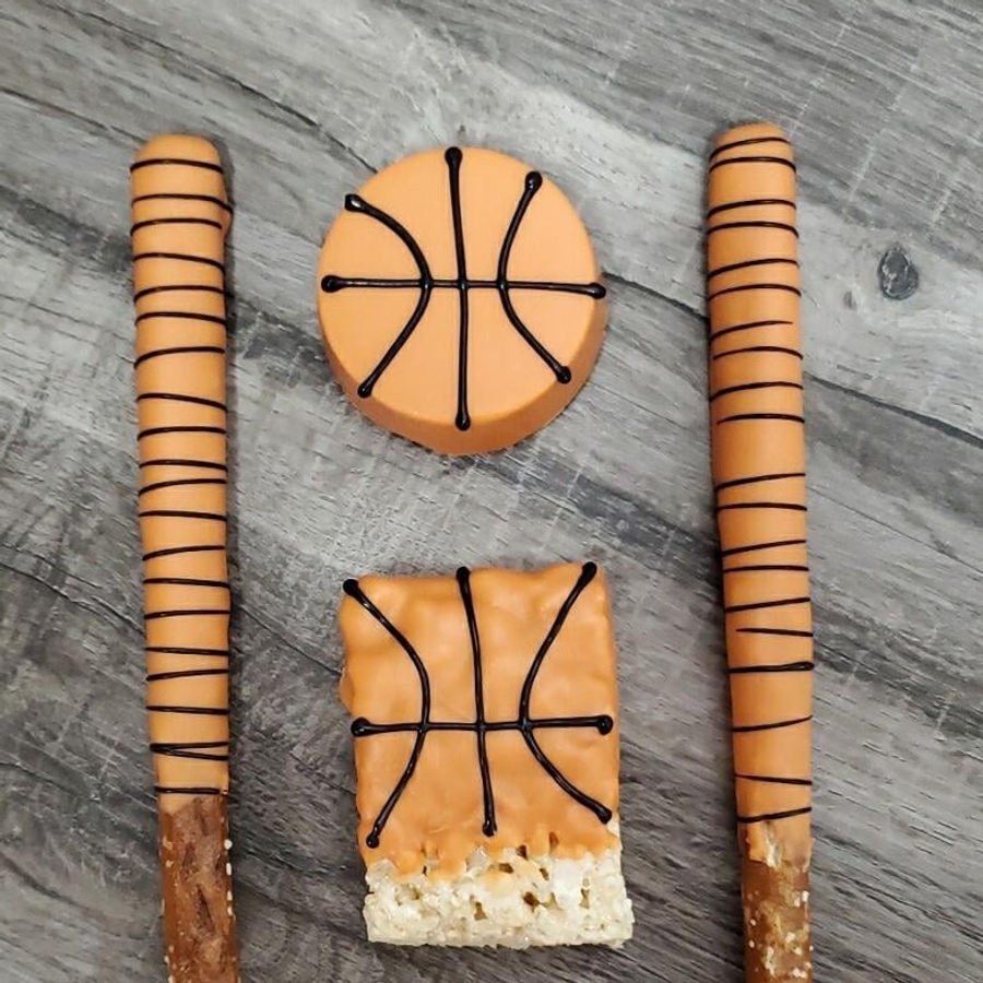 Custom dessert by Sweet Escape Cake Company, Indianapolis