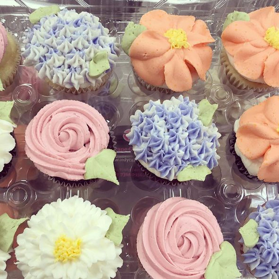 Custom cupcakes by Sweet Escape Cake Company, Indianapolis